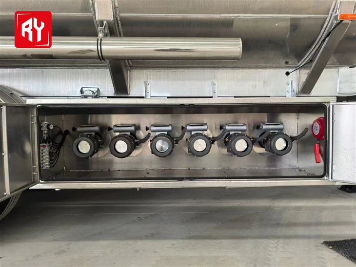 Ruiyuan brand 50 cubic meters 6 compartments aluminum alloy semi-trailer suppliers